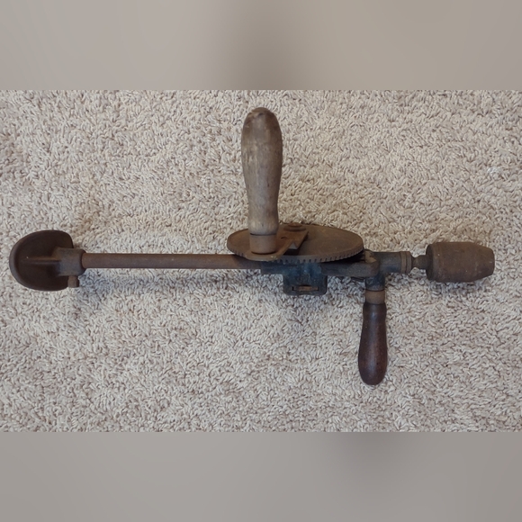 Antique Dunlap Shoulder Plate Hand Drill with Wood Handles - Picture 2 of 10